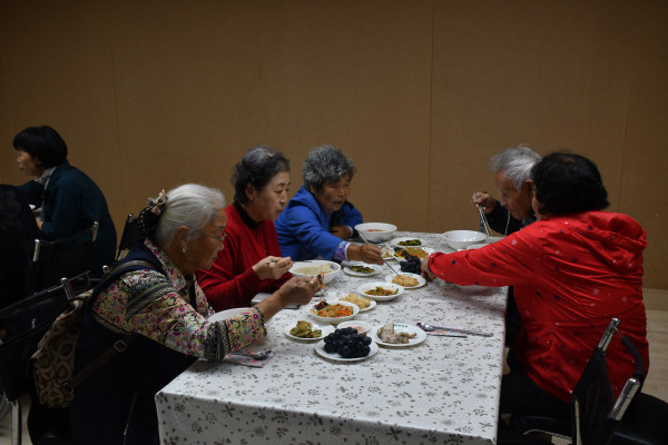 eafaaa2d5a7ffe7ed0d409779f3687ea_1760777424_486.jpg